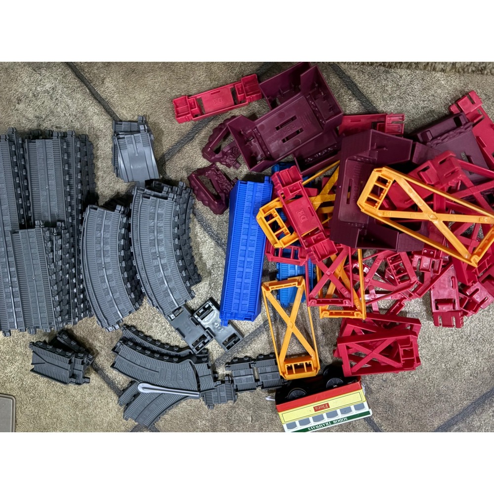 Thomas Train Track Mattel LOT 86 Pieces 16' plus Flora engine 09' train car - Picture 4 of 14